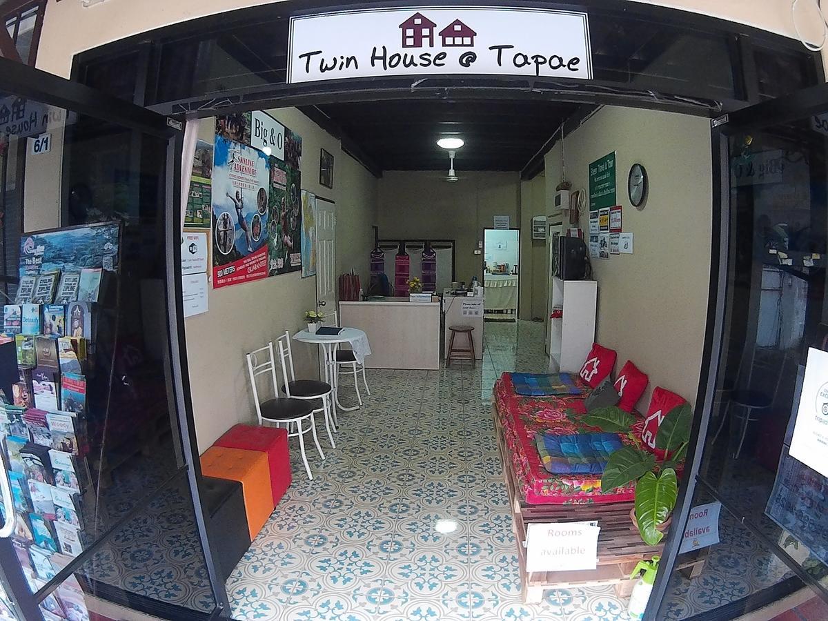 Twin House @ Tapae Hostel Τσιάνγκ Μάι Εξωτερικό φωτογραφία